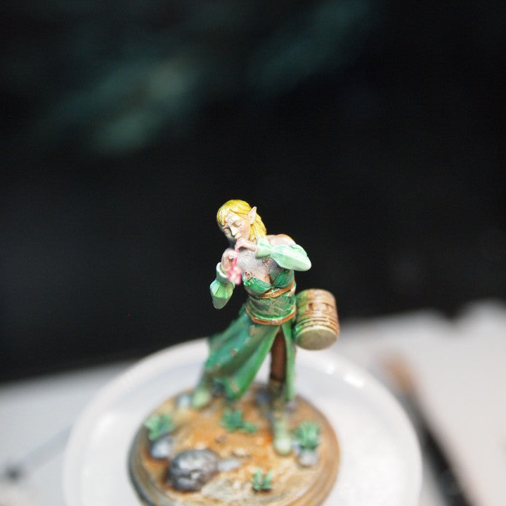 Customer build of Wood Elf Bard Pose 2 shared by PAR